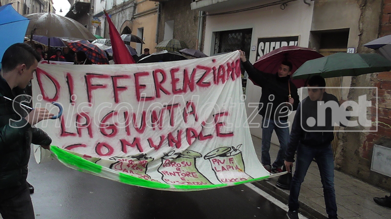 corteo25marzo3.JPG